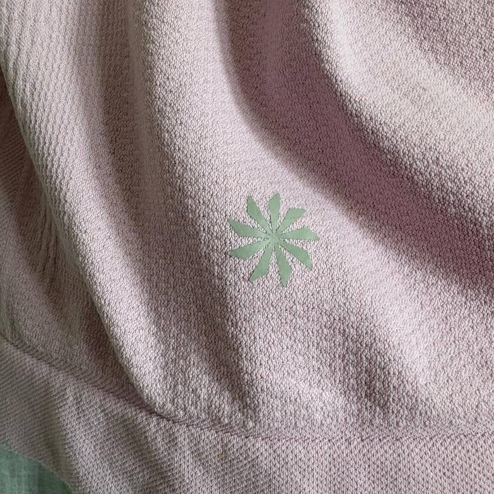 Athleta Cropped Athletic Sport Tee Baby Pink - Picture 3 of 3